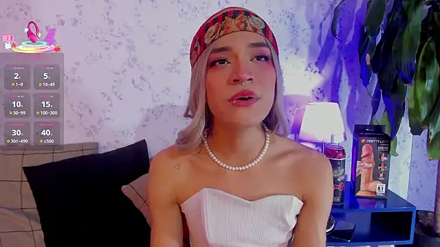 alana_madison10 webcam