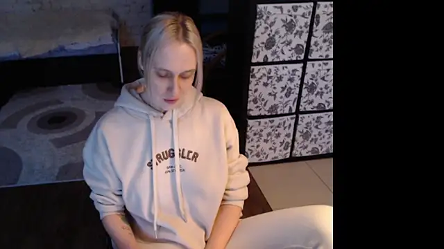 Your_guilty_pleasure1 webcam