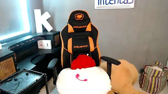 KRISTAL__JACKSON webcam