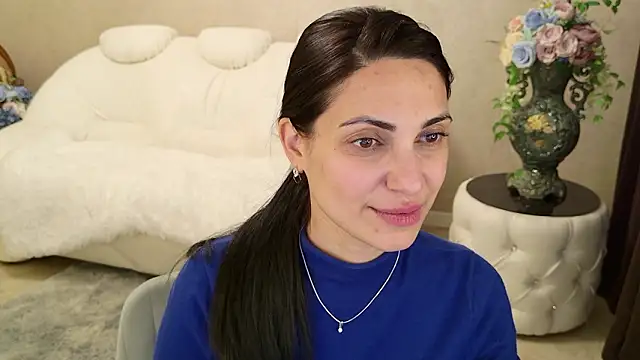 lovelybeatrice - LovelyBeatrice's free webcam - UK Sex Cams