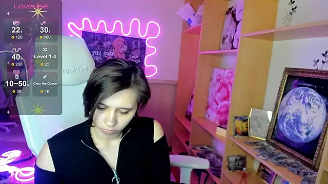 scarlet_sirenn - Scarlet_Sirenn's free webcam