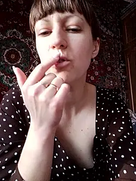 Webcam Model (Calibers2932)  is live.Free join now!