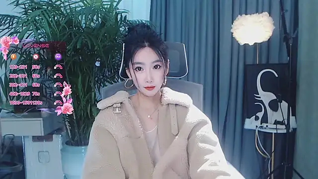 美女feifei-love在线直播