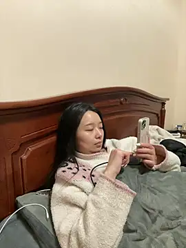 美女Qrooo在线直播