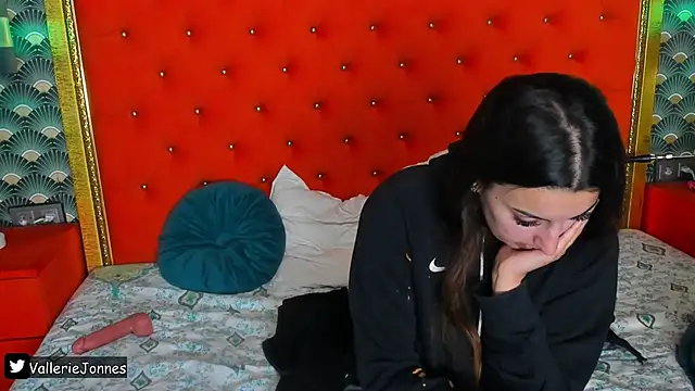 valleriejones - VallerieJones's free webcam