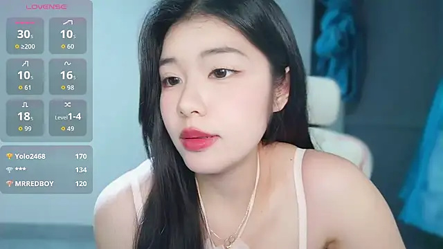 美女-XiaoYu-777在线直播