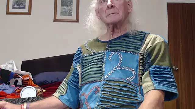 waverlykernow - WaverlyKernow's free webcam