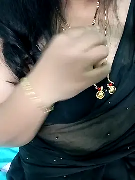 Webcam Model (your-sameera)  is live.Free join now!