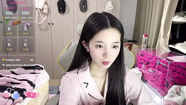 美女OiOi-666在线直播