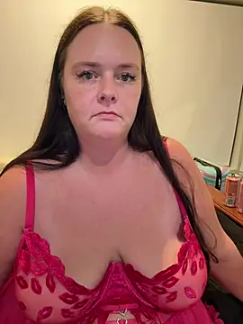 carinabro10 (F young) - Reach 10000 for bond for moving house