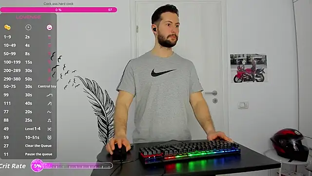 zackfraser - ZackFraser's free webcam