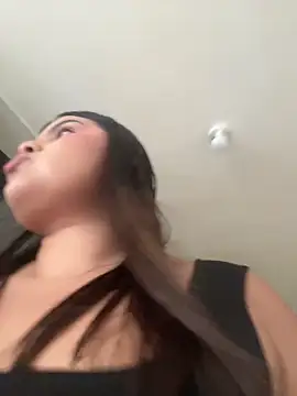 lia_sexx - Lia_sexx's free webcam - UK Sex Cams