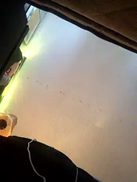 thickwhitetight - Thickwhitetight's free webcam - UK Sex Cams