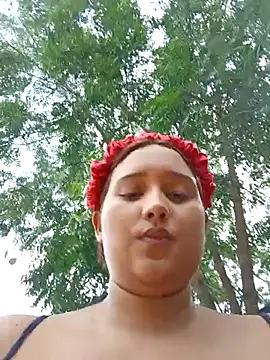 Webcam Model (young_dairy01)  is live.Free join now!