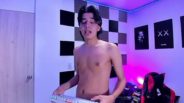 jeycobb - Jeycobb's free webcam - UK Sex Cams