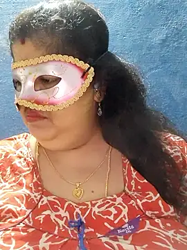 tamilthanushri - Tamilthanushri's free webcam - UK Sex Cams