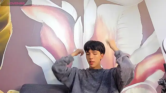 aerumchae (M twink) - spit on my dick