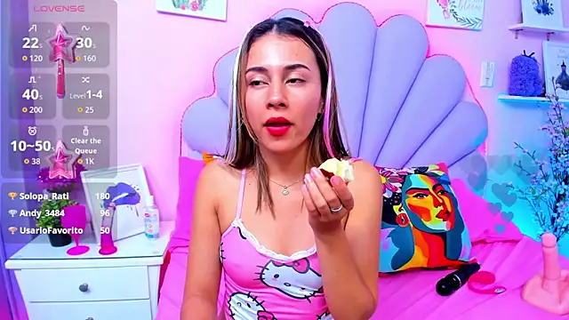 HannaPretthy from StripChat is Freechat