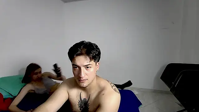 rosesinsdonviktor (Ask my age) - public pvt with cum