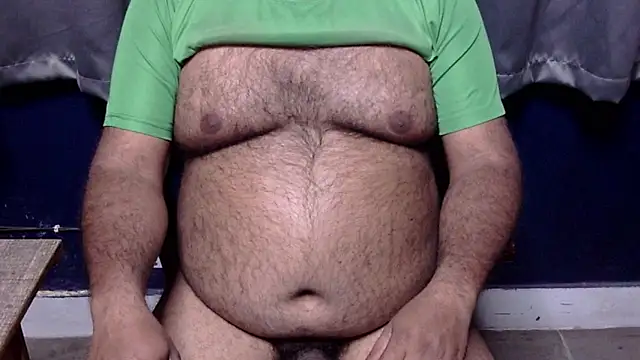 hairysubcub_70 (Ask my age) - Welcome To Daddy's Room. Make Daddy Cum.