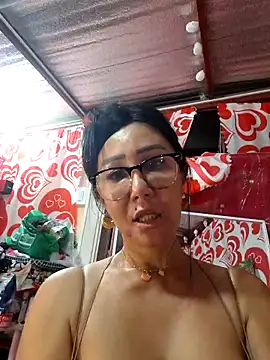 sweetieme's Live Sex Cam Show