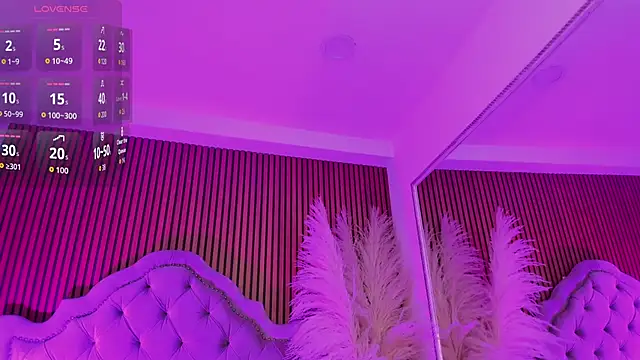 violett_hott_ - Violett_hott_'s free webcam