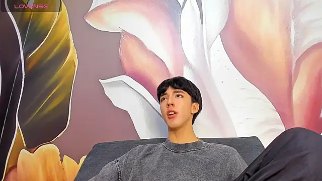 aerumchae (M twink) - spit on my dick