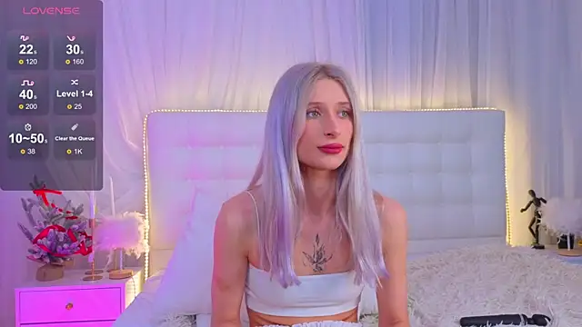 monica_leen - Monica_Leen's free webcam - UK Sex Cams