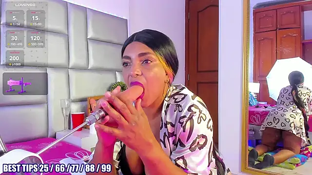 lovelynickii - LovelyNickii's free webcam - UK Sex Cams