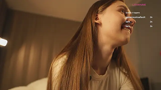 sharanewbern - SharaNewbern's free webcam - UK Sex Cams