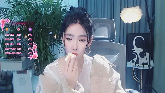 美女feifei-love在线直播