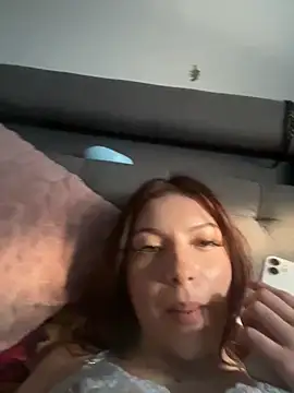 Webcam Model (SofieKayla)  is live.Free join now!