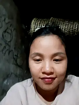 pretty-haert (F young) - Come and chat with us.