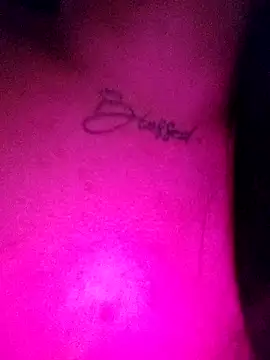 missnyrasecret - MissNyraSecret's free webcam - UK Sex Cams