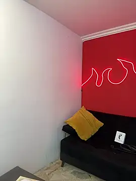 mike_savage3 - Mike_savage3's free webcam - UK Sex Cams