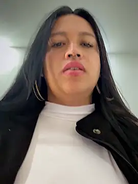 -mia1 - -Mia1's free webcam