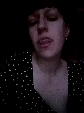 Webcam Model (Calibers2932)  is live.Free join now!