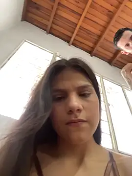 romeoandjulietta - Romeoandjulietta's free webcam - UK Sex Cams