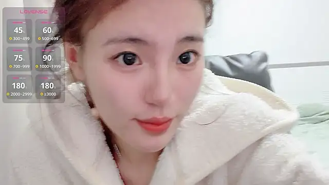 h-2005 - H-2005's free webcam - UK Sex Cams