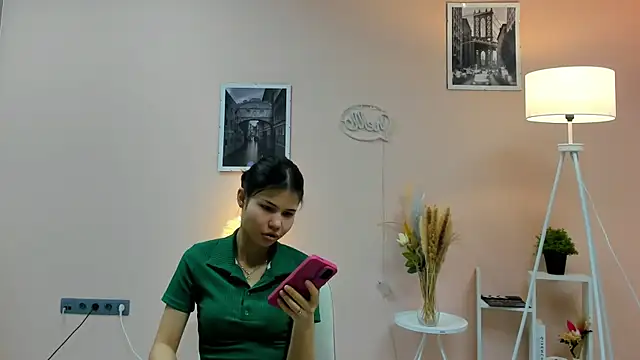 cleobesley - CleoBesley's free webcam - UK Sex Cams