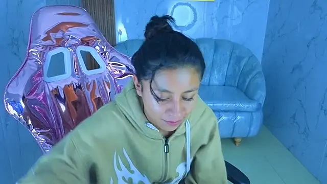 serabella_s - Serabella_s's free webcam - UK Sex Cams