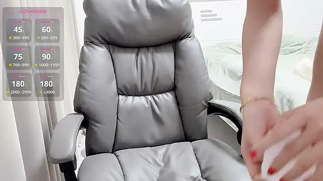 美女H-2005在线直播