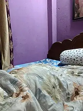 hotbhabhi011 - Hotbhabhi011's free webcam