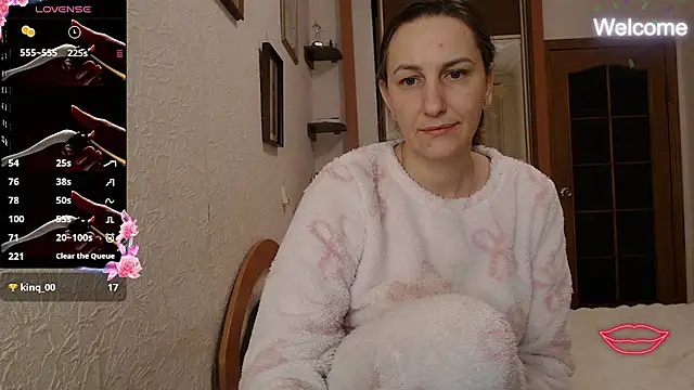 yevgeshka-milashka - Yevgeshka-Milashka's free webcam - UK Sex Cams