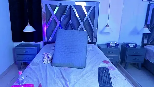 scarlettjohnson_ - Scarlettjohnson_'s free webcam - UK Sex Cams