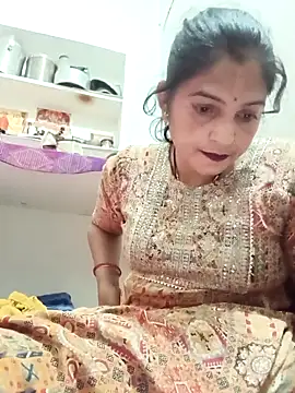 Webcam Model (Mohni_love)  is live.Free join now!