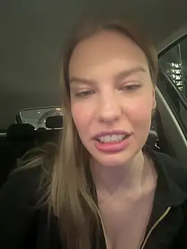 chloemillerrxx (F young) - 3 free video’s last tipper