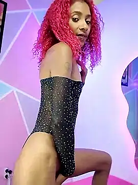 Webcam Model (isaabellaa__)  is live.Free join now!