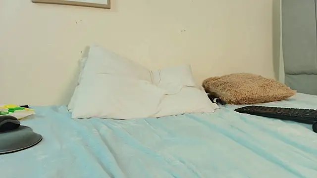 mary_cute9 (F young) - riding dildo