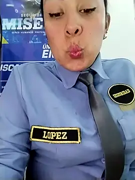 CRISTAL__11 Live Webcam on Stripchat